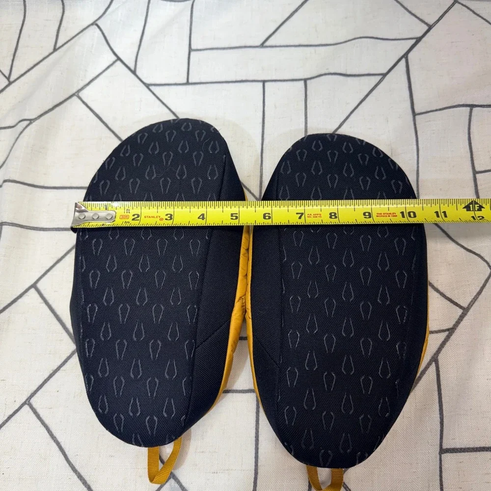 The‎ North Face ThermoBall Traction Mule V Yellow Puffer Slippers Mens M 7-9